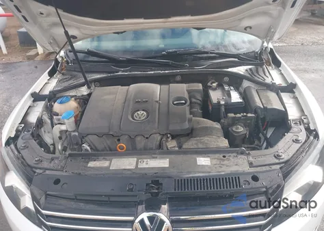 2013 Volkswagen Passat 2.5L S from USA, damaged, VIN 1VWAP7A31DC116519